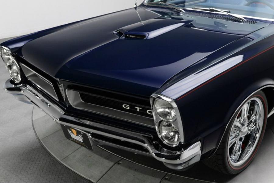  Pontiac GTO Convertible 1965 года  (фото 8 из 44)